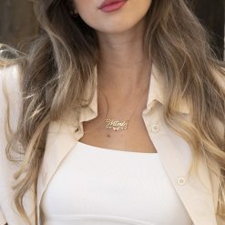 Geburtsstein Namenskette mit unterstrichenen Herzen