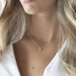 Halskette mit Großbuchstaben