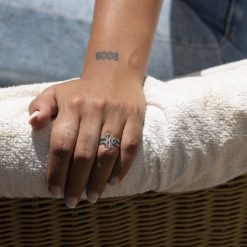 Offener Ring mit Geburtsstein und Initiale