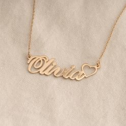 Klassische Namenskette mit Herz