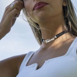 Halsband mit Namenskette
