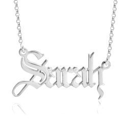 Gothic Name Halskette