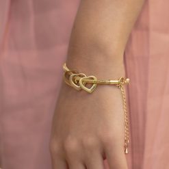 Personalisiertes Mama-Charm Armband mit eingravierten Kindernamen